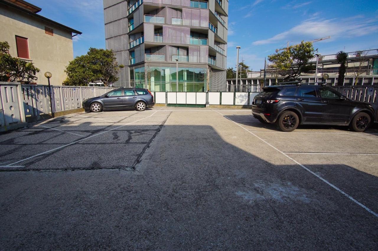 Quito Residence Movida E Spiaggia ลิโดดิเยโซโล ภายนอก รูปภาพ